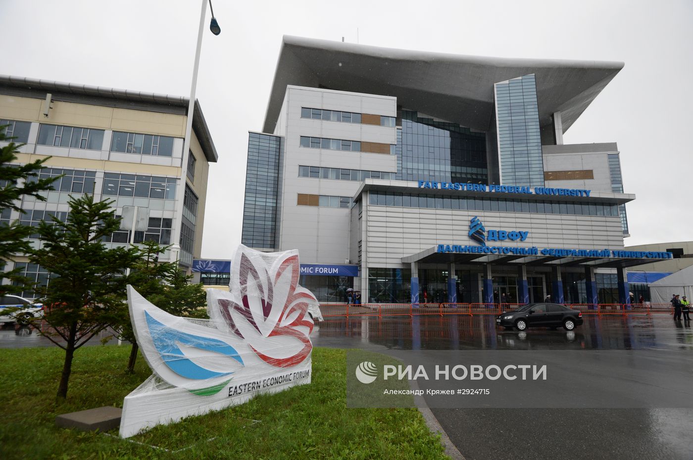 Подготовка к открытию Восточного экономического форума