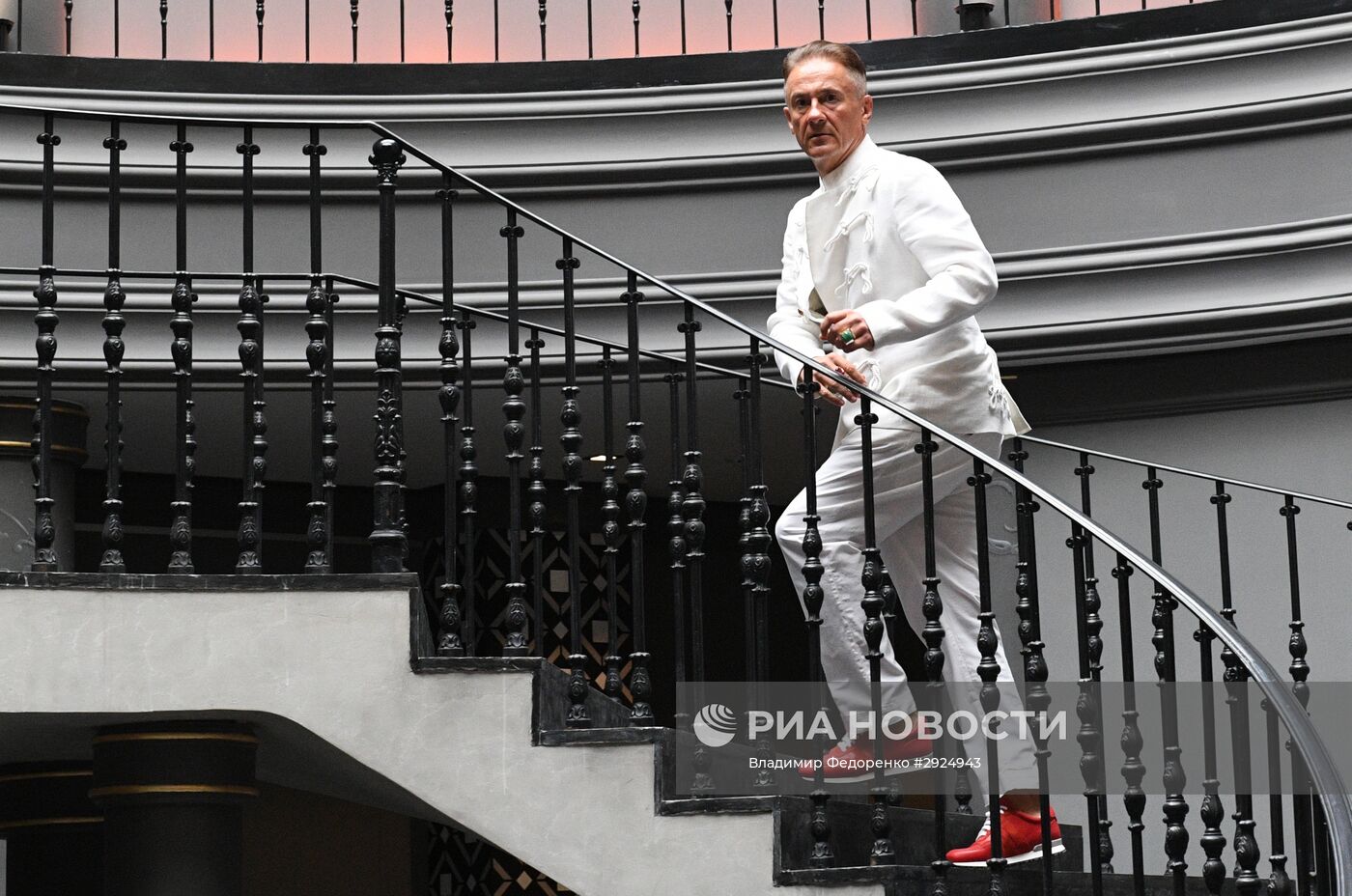 Сбор труппы в театре им. М.Н. Ермоловой