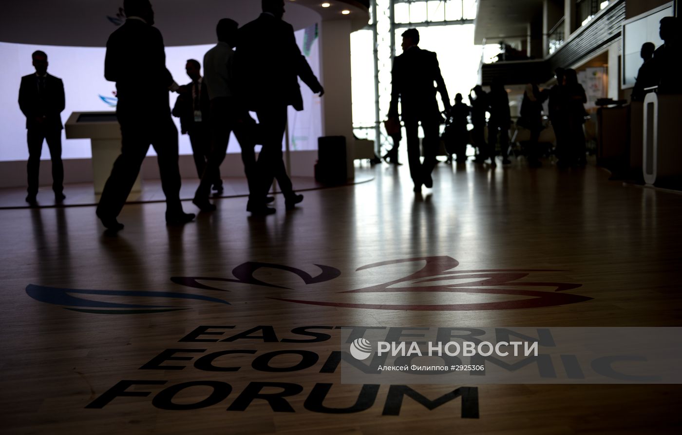 Подготовка к открытию Восточного экономического форума