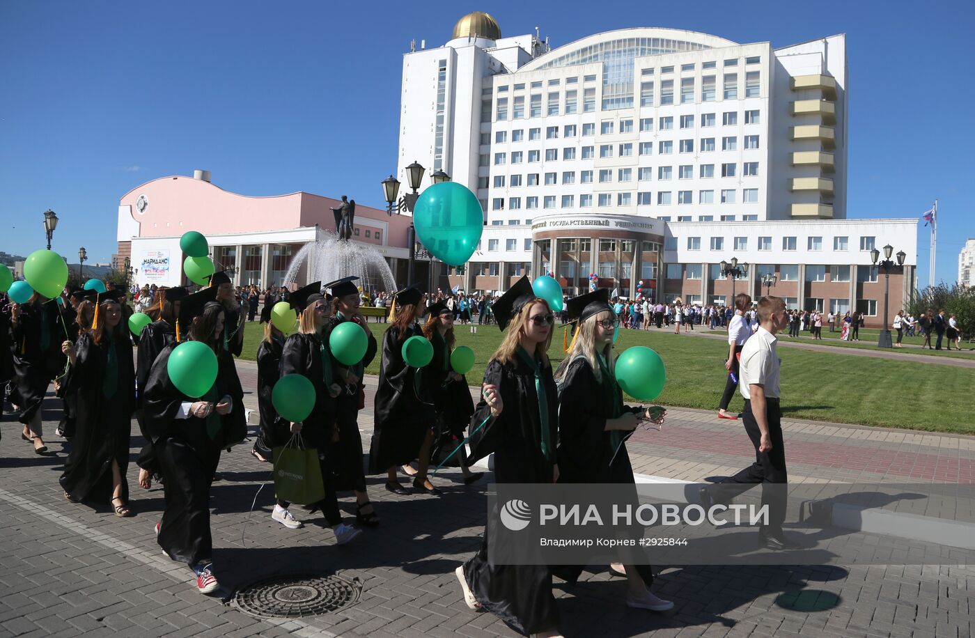 Начало учебного года в школах России