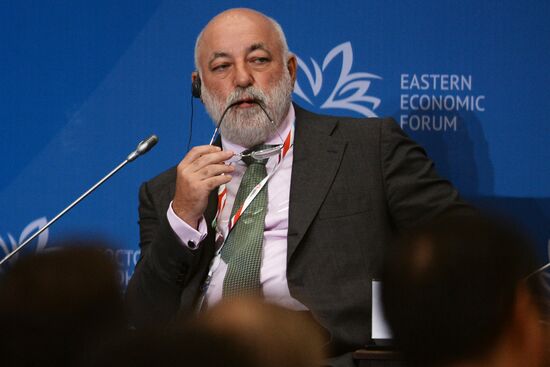 Восточный экономический форум. День первый