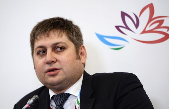 Восточный экономический форум. День первый