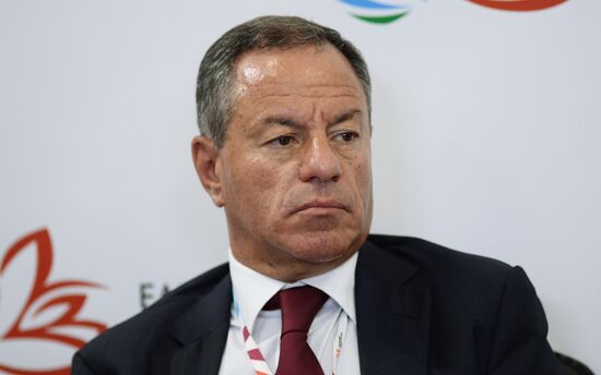 Восточный экономический форум. День первый