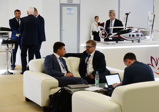 Восточный экономический форум. День первый