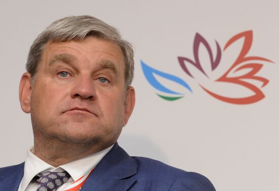 Восточный экономический форум. День первый