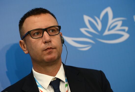 Восточный экономический форум. День первый