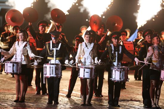 Продолжается Международный военно-музыкальный фестиваль "Спасская Башня - 2016"