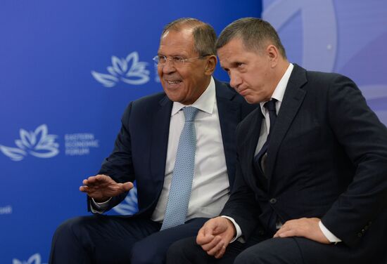 Рабочая поездка президента РФ В. Путина в Дальневосточный федеральный округ