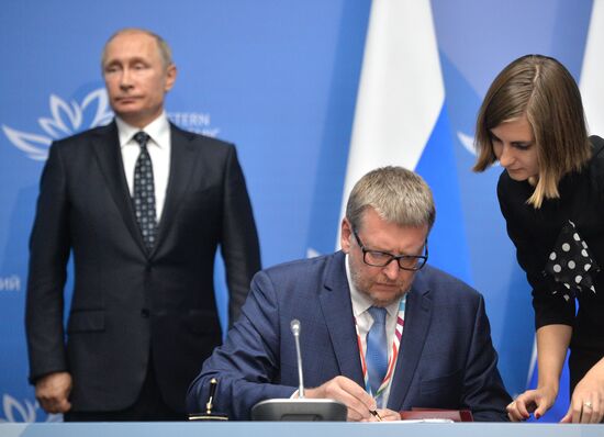 Рабочая поездка президента РФ В. Путина в Дальневосточный федеральный округ