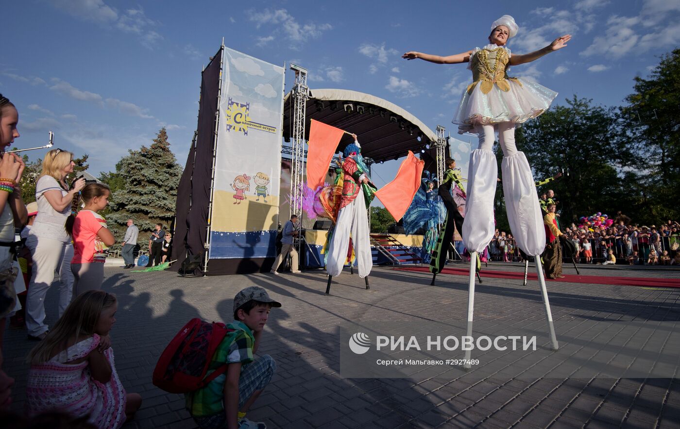 Всероссийский фестиваль кино "Солнечный остров" в Евпатории