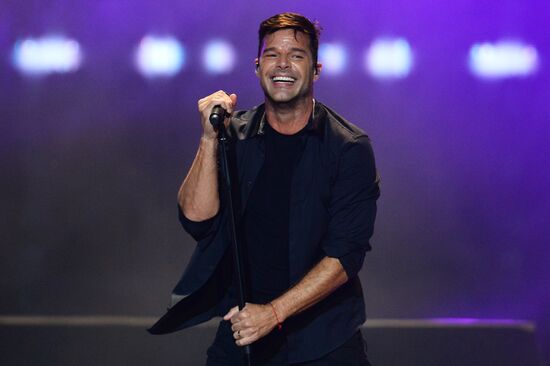 Открытие Международного конкурса молодых исполнителей "Новая волна 2016"