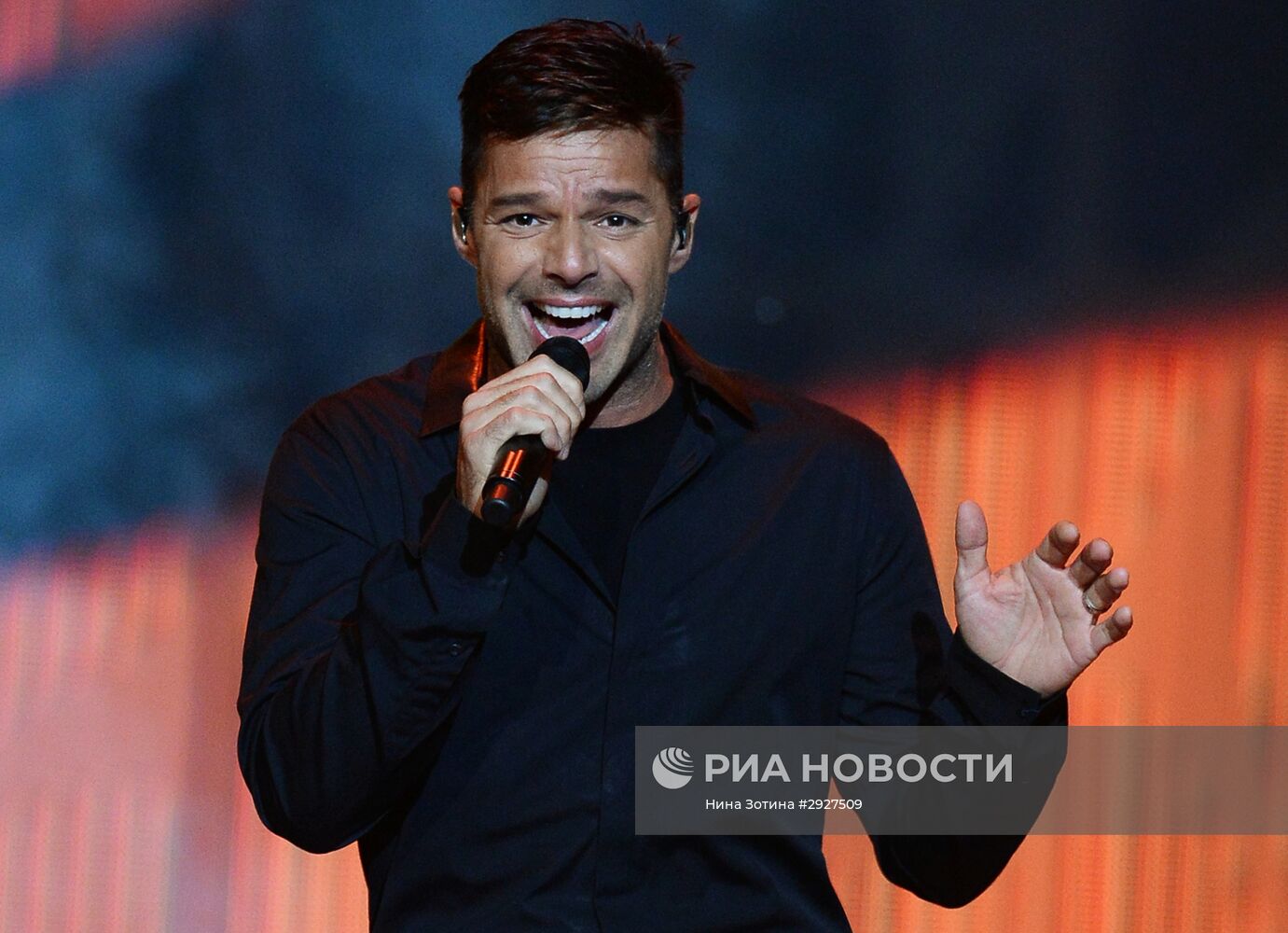 Открытие Международного конкурса молодых исполнителей "Новая волна 2016"