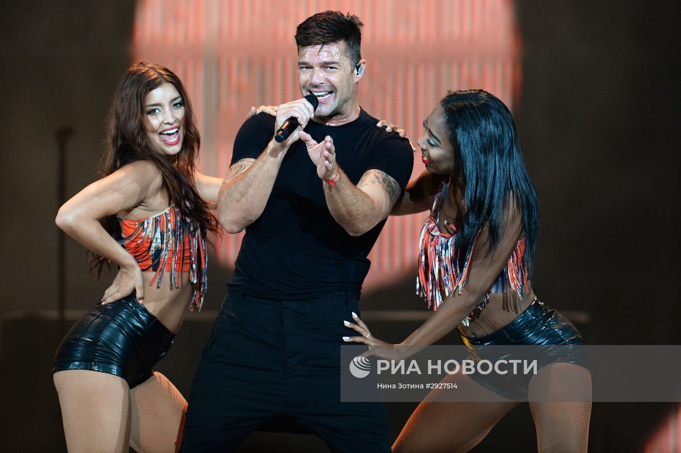 Открытие Международного конкурса молодых исполнителей "Новая волна 2016"