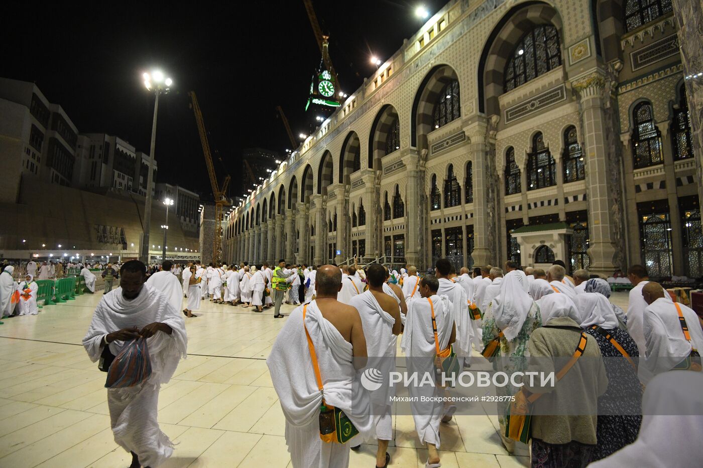 Паломники в Мекке