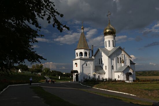 Свято-Троицкий Холковский монастырь в Белгородской области