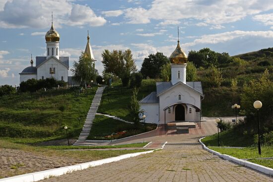 Свято-Троицкий Холковский монастырь в Белгородской области