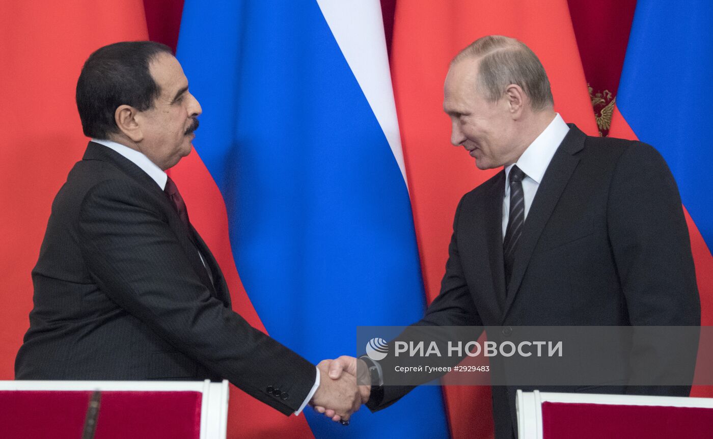 Президент РФ В. Путин встретился с королём Бахрейна Хамадом Бен Исой Аль Халифой