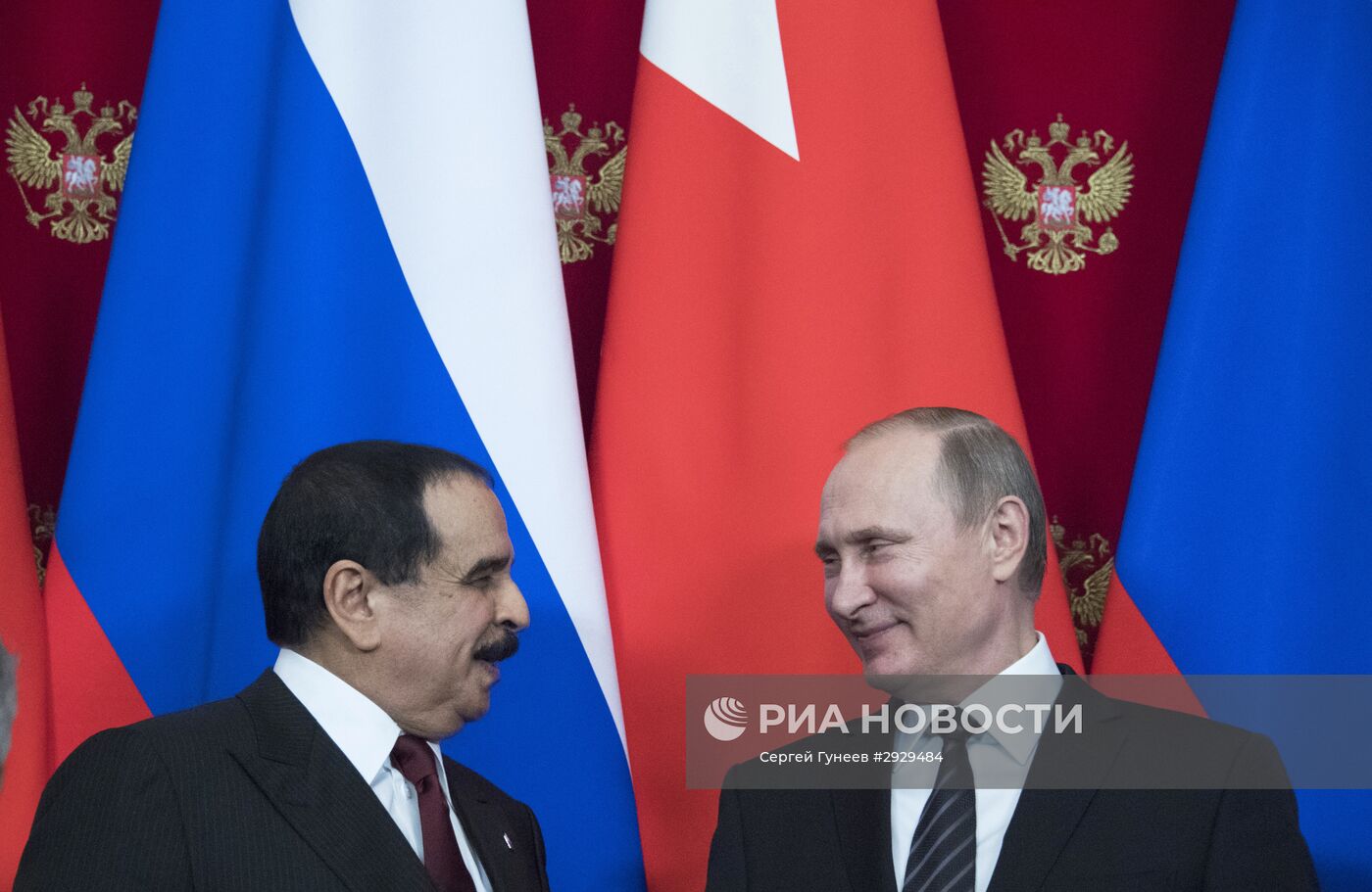 Президент РФ В. Путин встретился с королём Бахрейна Хамадом Бен Исой Аль Халифой