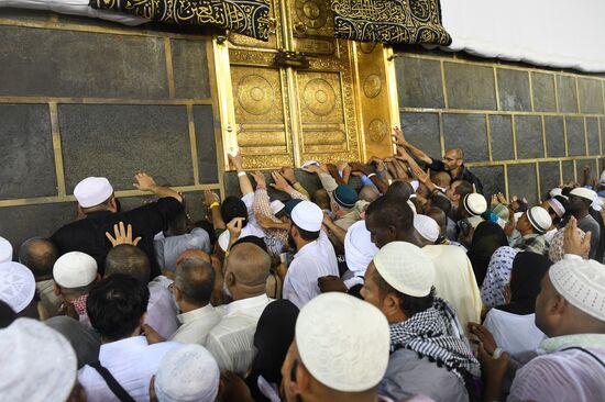 Паломники в Мекке