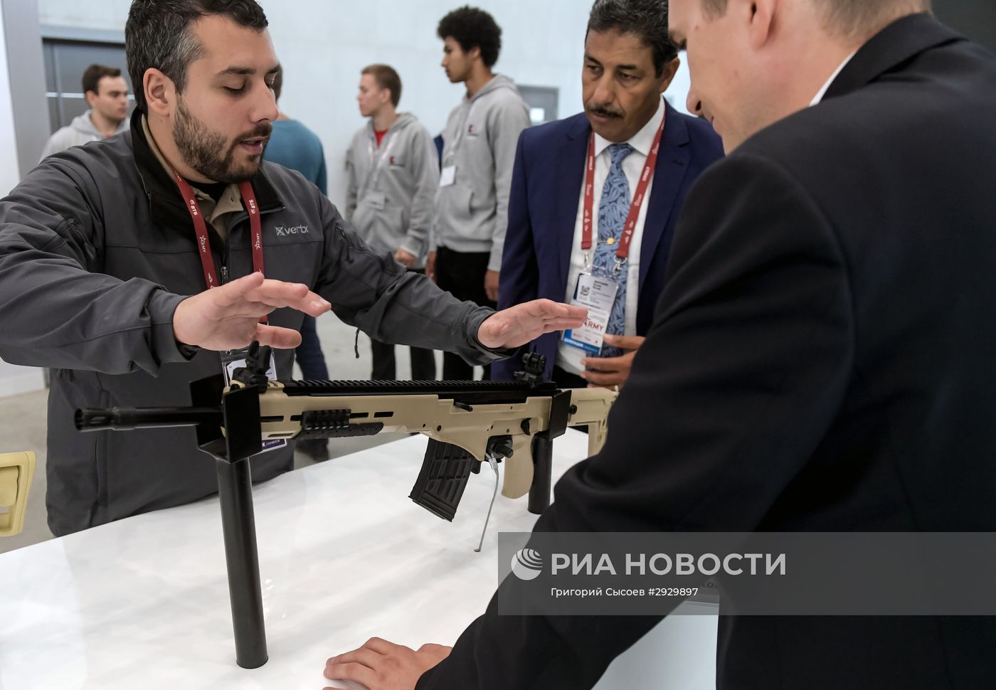 Международный военно-технический форум "АРМИЯ-2016". День второй