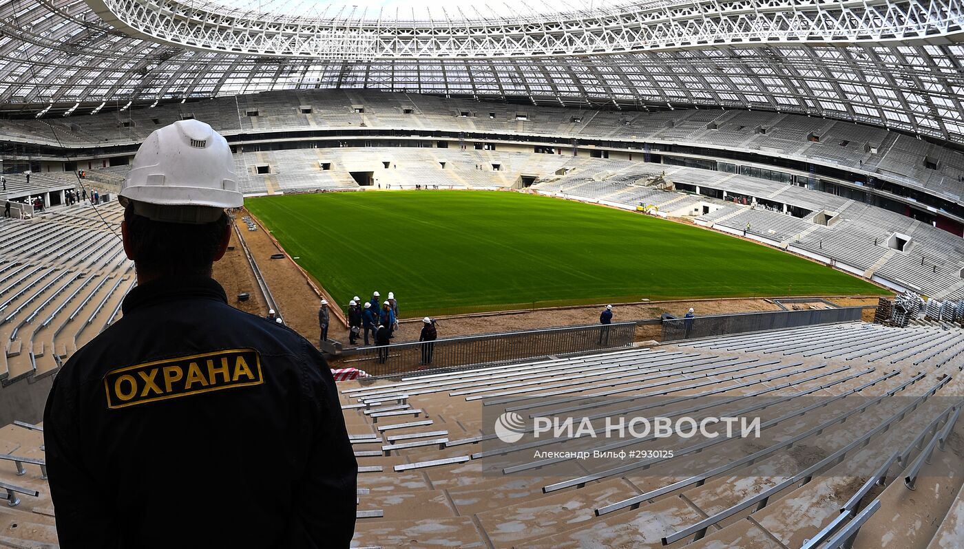 Визит экспертов FIFA и Оргкомитета "Россия-2018" на стадион "Лужники"