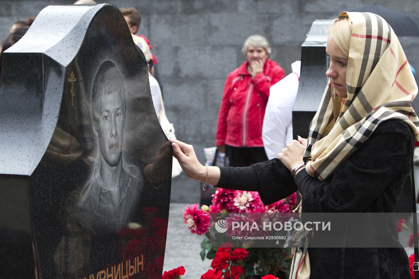 Траурные мероприятия, посвященные памяти хоккейного клуба "Локомотив"