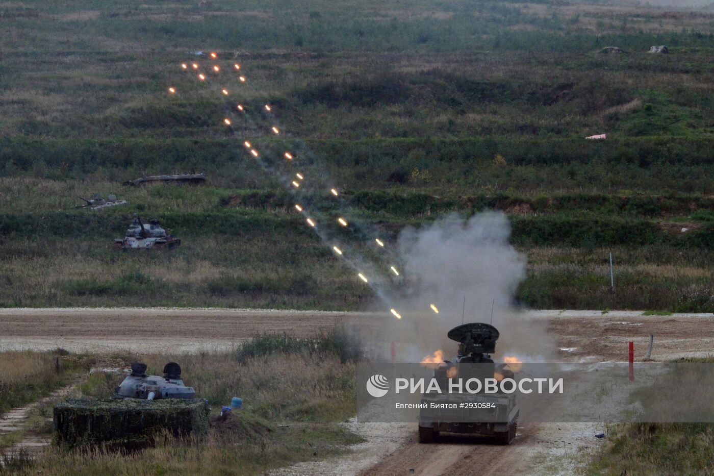 Международный военно-технический форум "АРМИЯ-2016". День второй