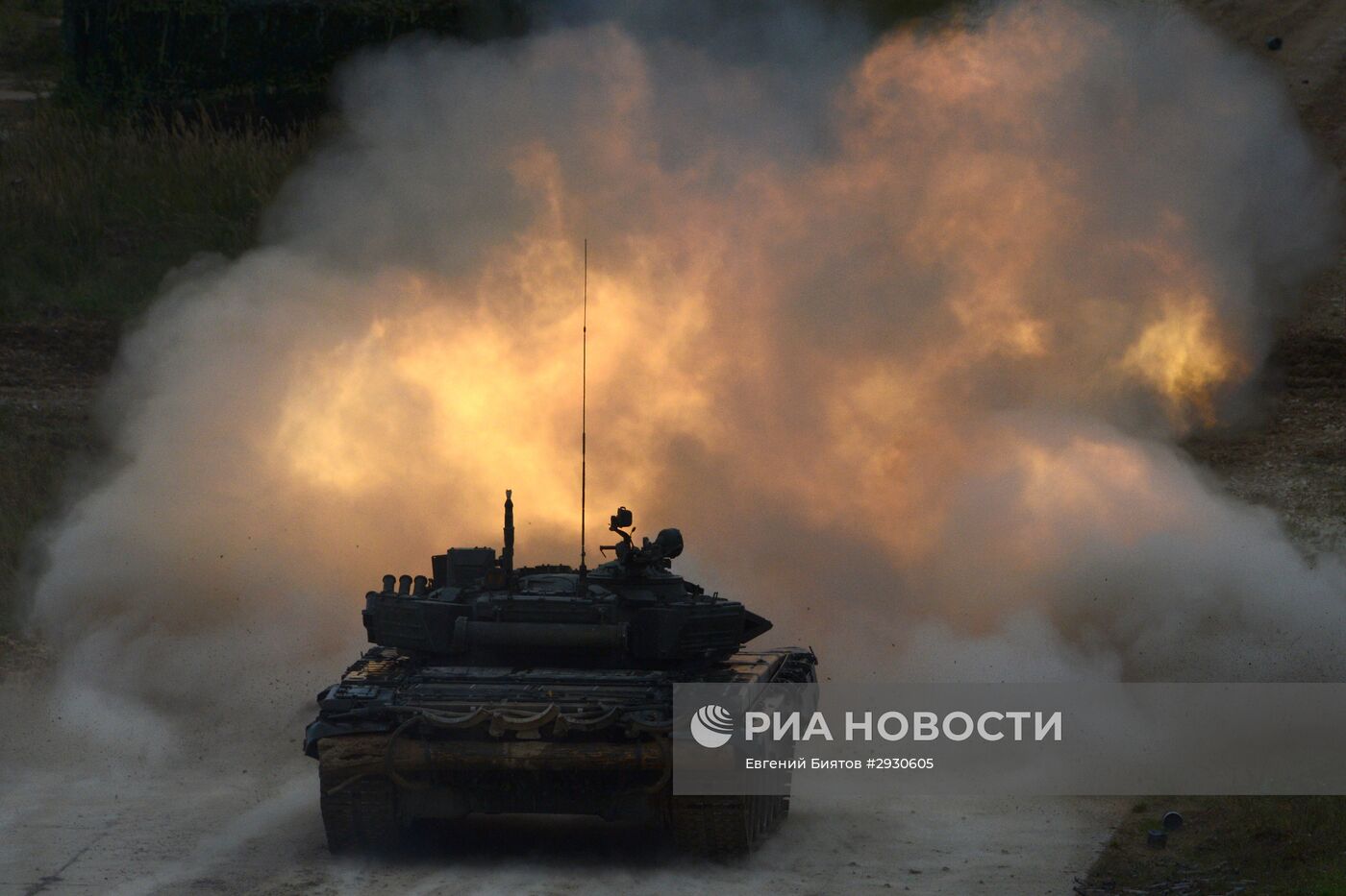 Международный военно-технический форум "АРМИЯ-2016". День второй