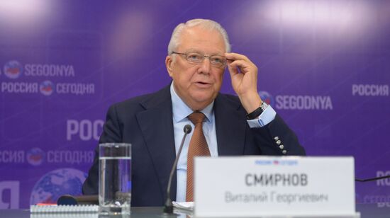 Пресс-конференция В. Смирнова по итогам заседания Независимой общественной антидопинговой комиссии