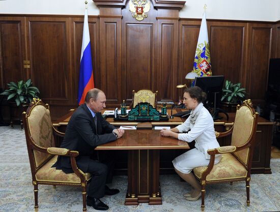 Президент РФ В. Путин встретился с новым Уполномоченным при президенте РФ по правам ребенка А. Кузнецовой