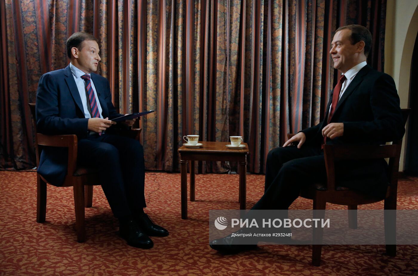 Премьер-министр РФ Д.Медведев дал интервью ведущему программы "Вести в субботу" С. Брилеву