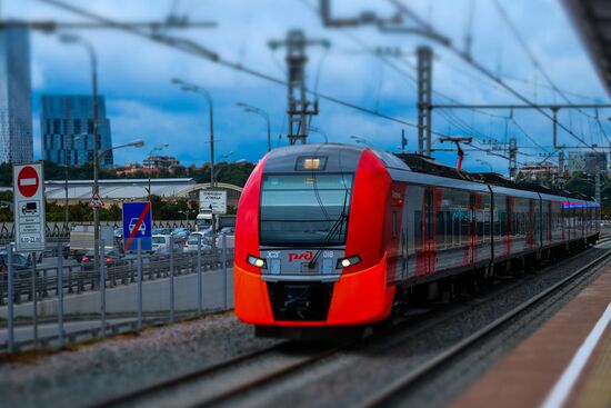 Подготовка к открытию Московсковского центрального кольца