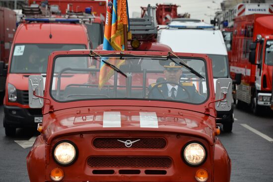 Первый московский парад городской техники