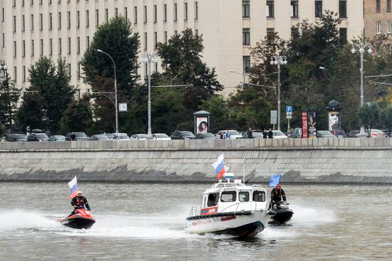 Первый московский парад городской техники