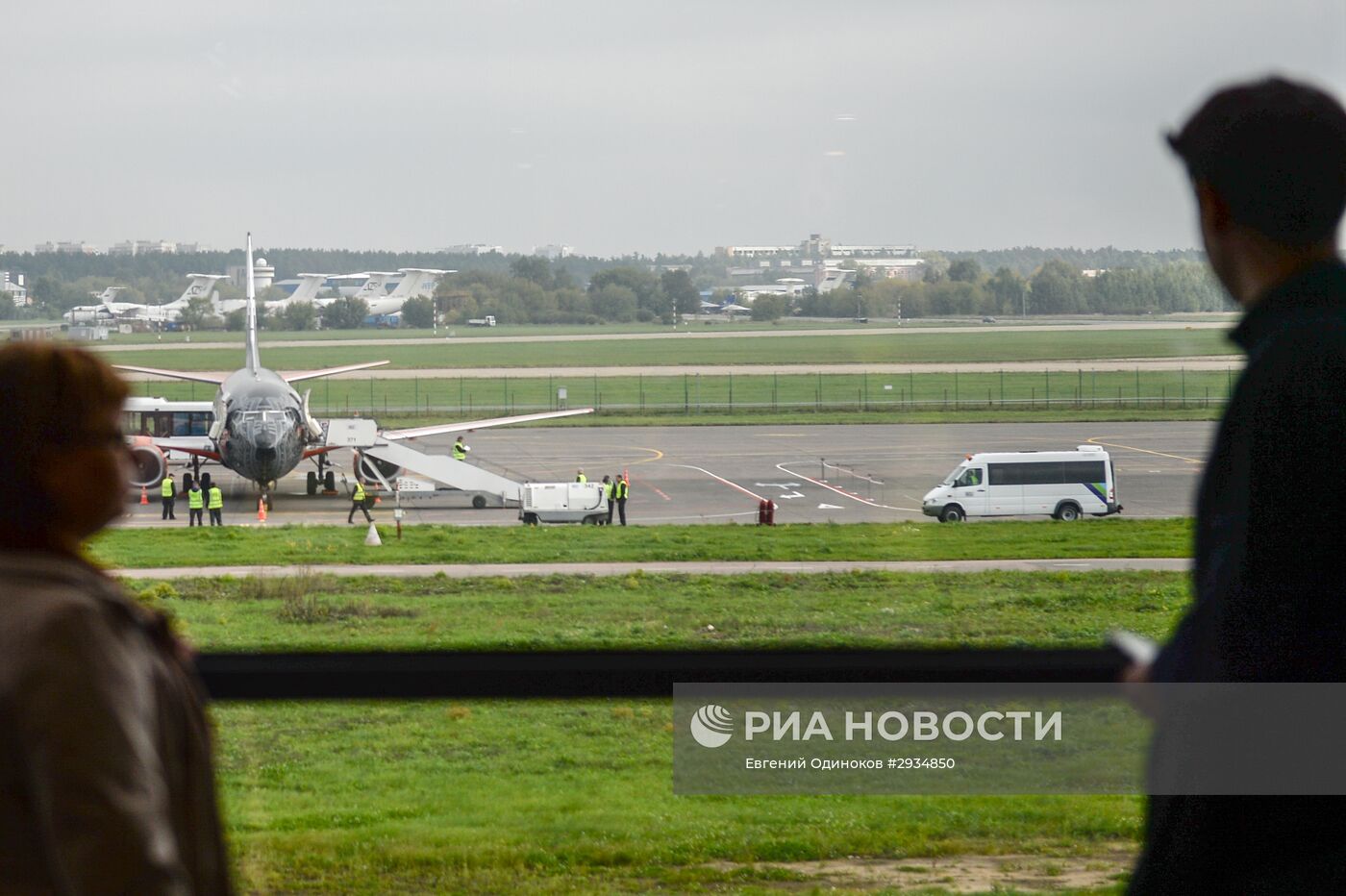 Прибытие первого рейса в аэропорт "Жуковский"