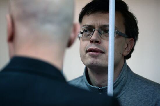 Заседание по ходатайству следствия о продлении срока ареста Денису Никандрову