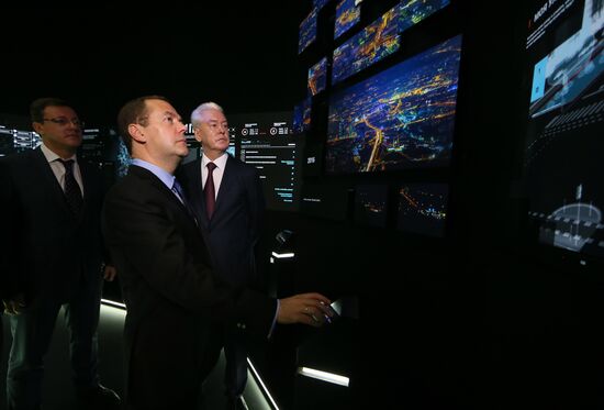 Премьер-министр РФ Д. Медведев принял участие в форуме "Городское развитие и совершенствование качества городской среды"