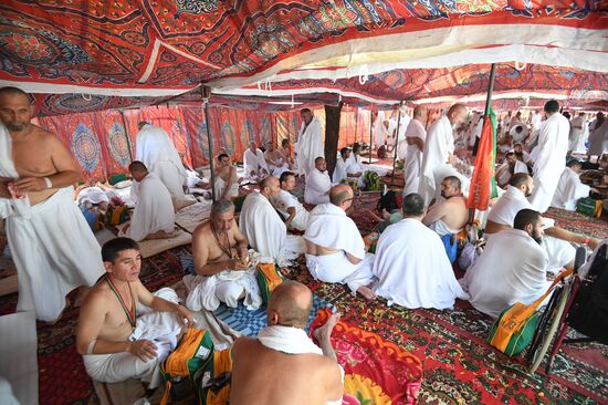 Паломники во время хаджа в Саудовской Аравии