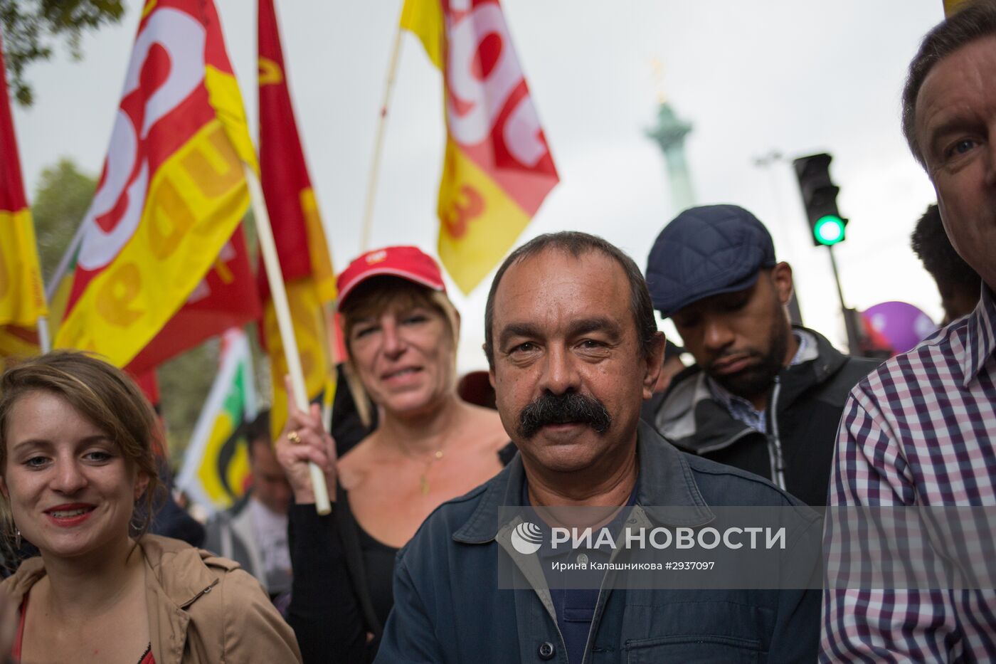 Манифестация противников реформы трудового законодательства в Париже
