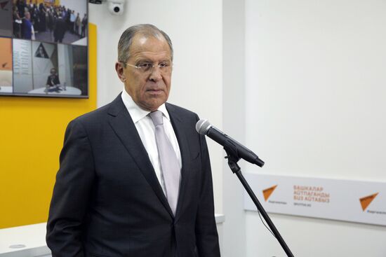 Глава МИД РФ С. Лавров принял участие в церемонии открытия редакционного центра Sputnik Кыргызстан в Бишкеке