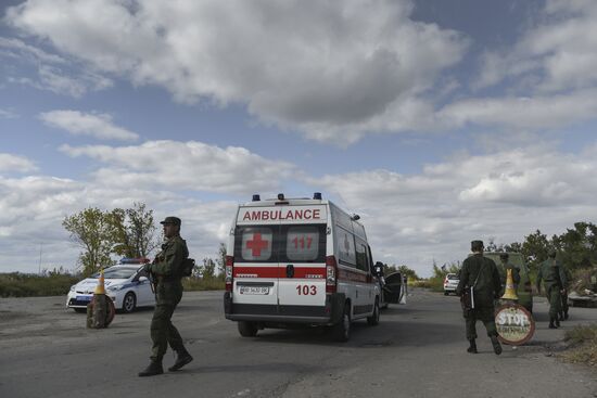 Обмен военнопленными между ДНР, ЛНР и Украиной в Луганской области