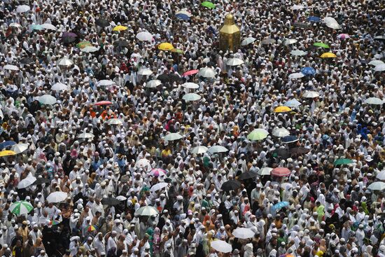 Паломники в Мекке