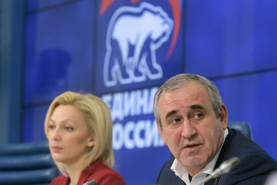 Пресс-конференция руководства партии "Единая Россия"