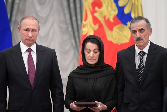 Церемония вручения государственных наград в Кремле