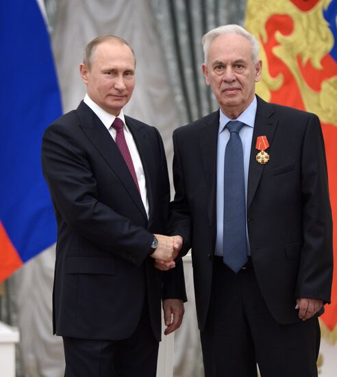 Церемония вручения государственных наград в Кремле