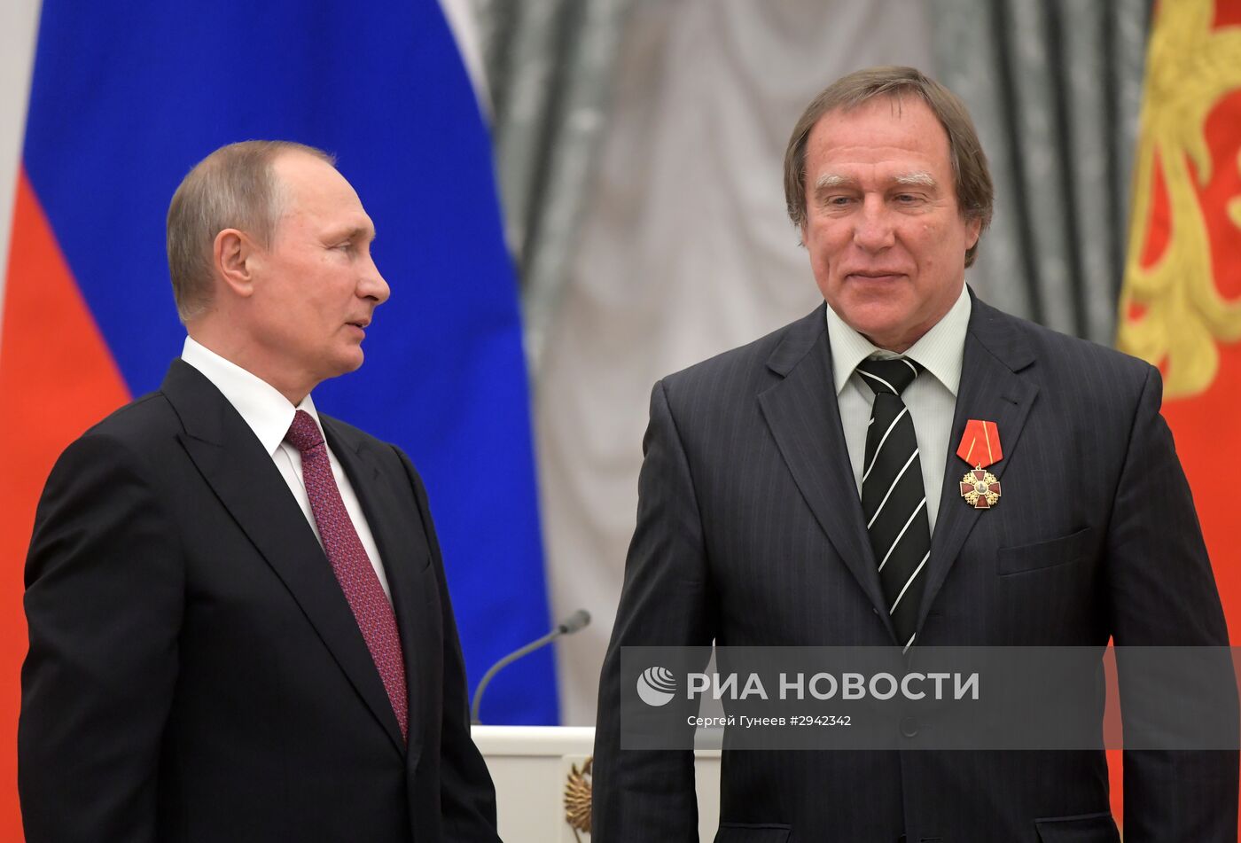 Церемония вручения государственных наград в Кремле