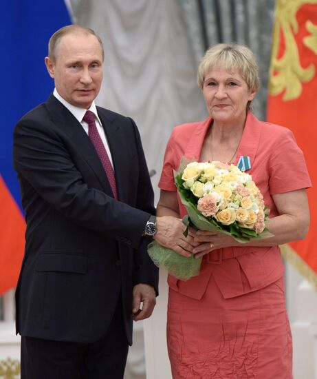 Церемония вручения государственных наград в Кремле