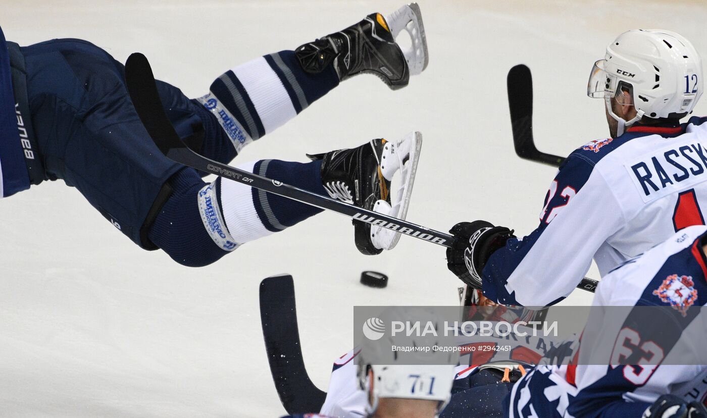 Хоккей. КХЛ. Матч "Динамо" (Москва) - "Торпедо"