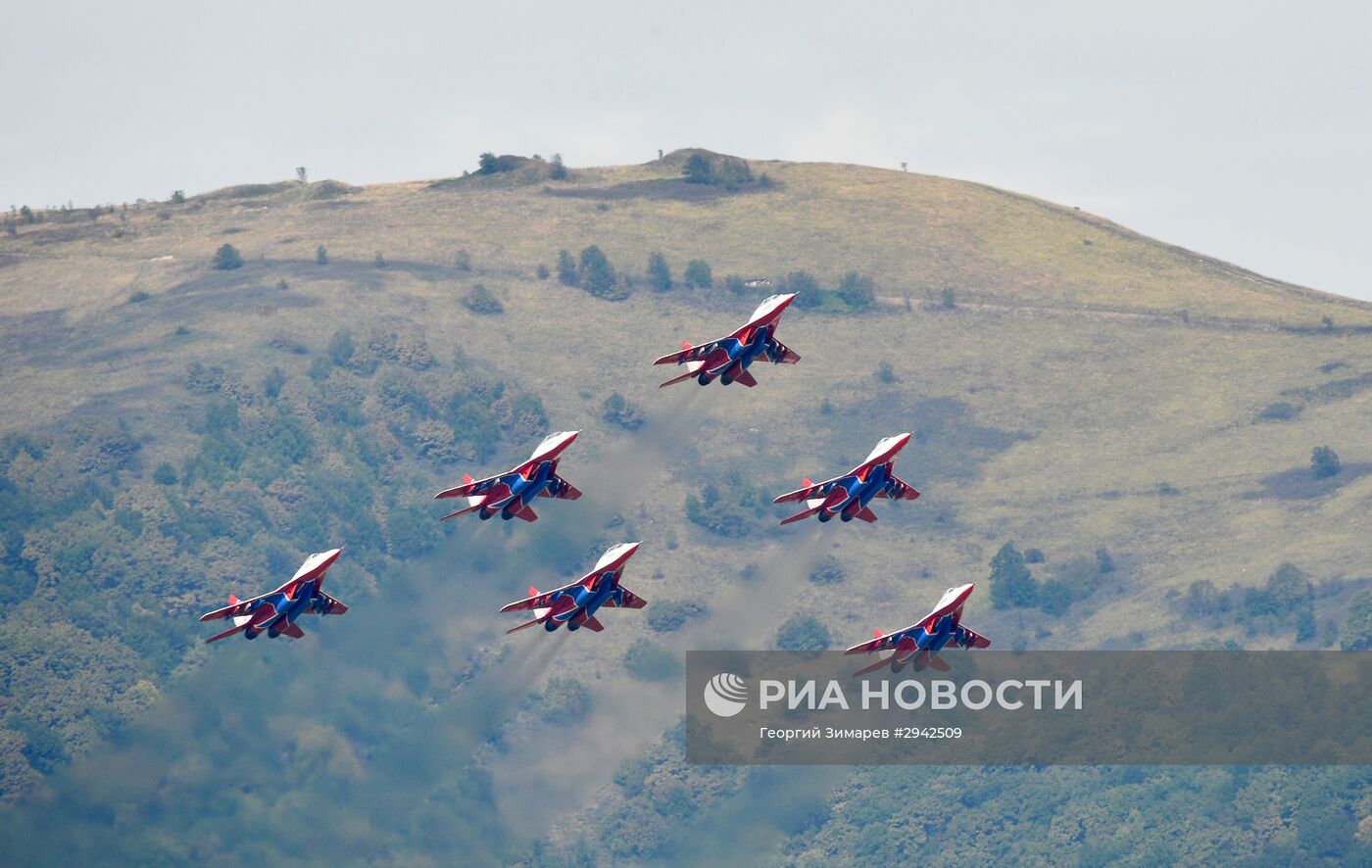 Международная выставка "Гидроавиасалон-2016" в Геленджике