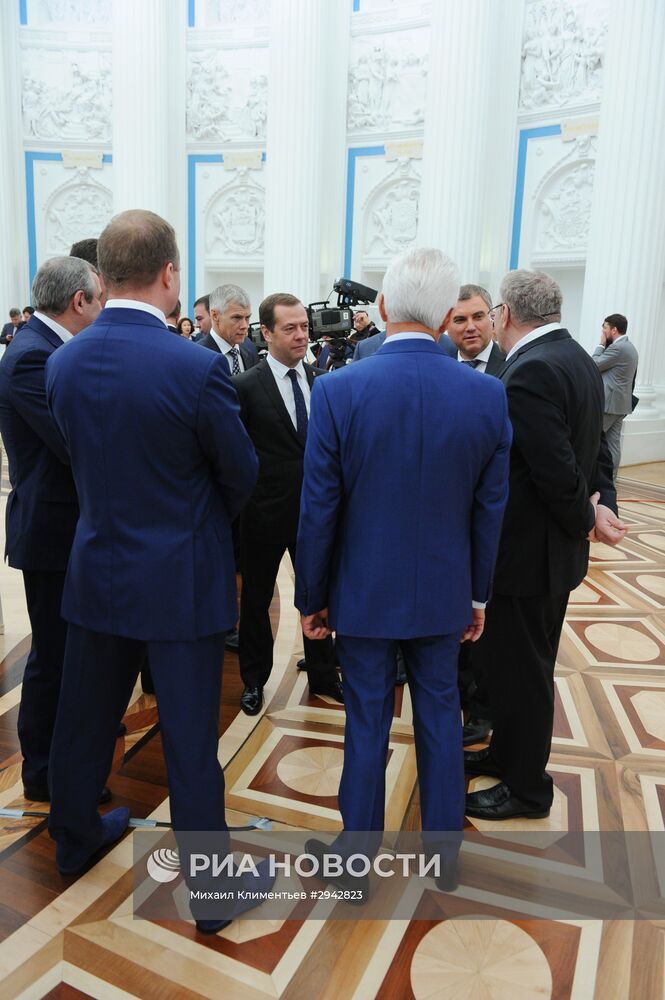 Президент РФ В. Путин провел ряд встреч по итогам прошедших выборов